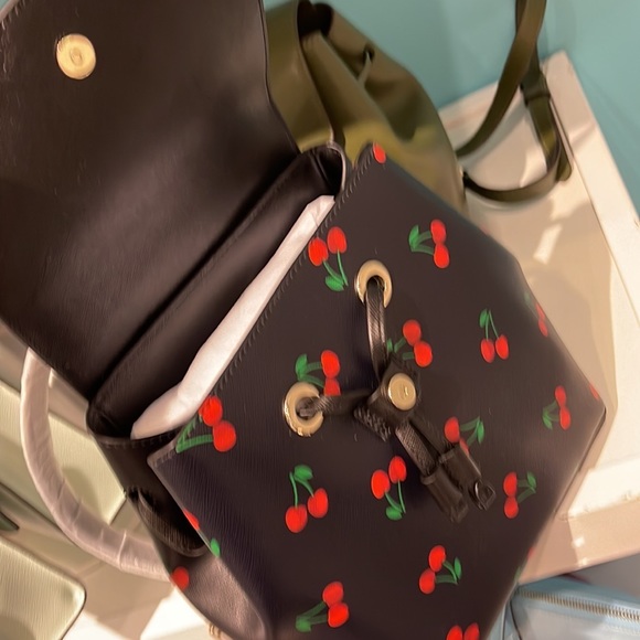 Kate Spade lizzie medium flap backpack
BLACK MULTI - Picture 16 of 16